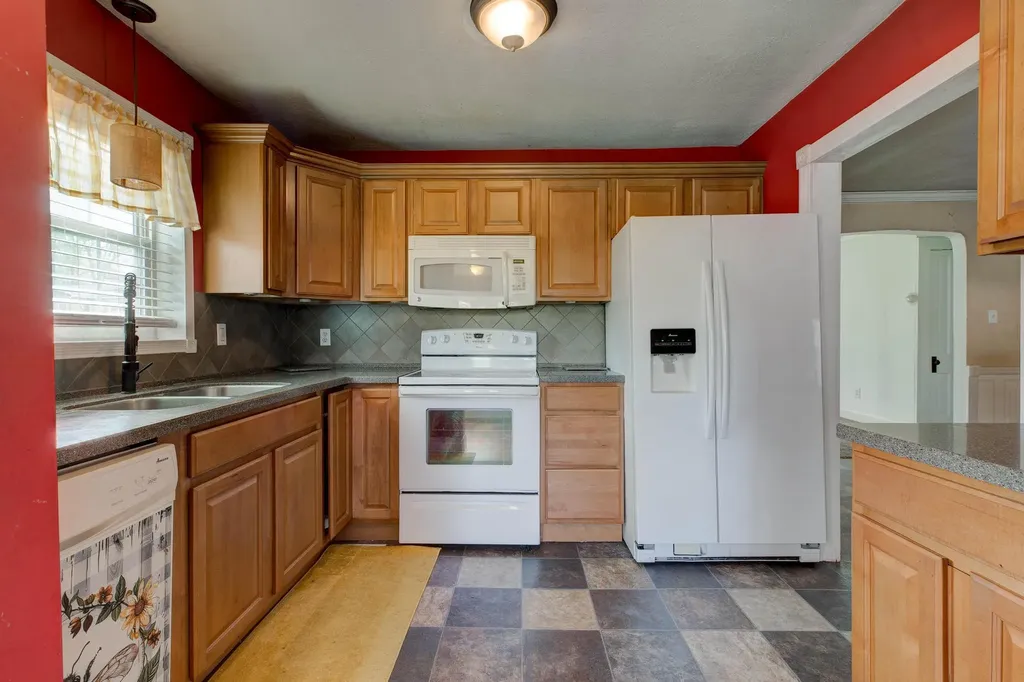 111 Highland Drive Flemingsburg KY 41041
