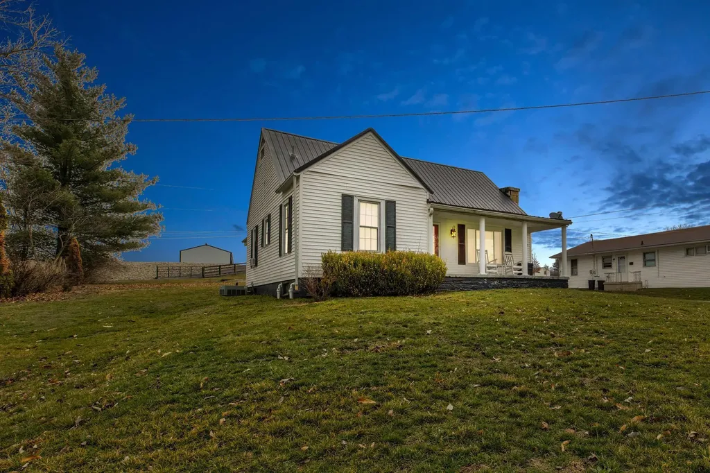111 Highland Drive Flemingsburg KY 41041