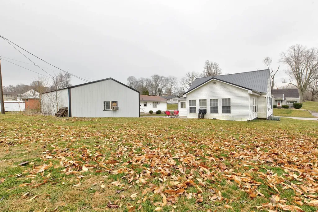 111 Highland Drive Flemingsburg KY 41041