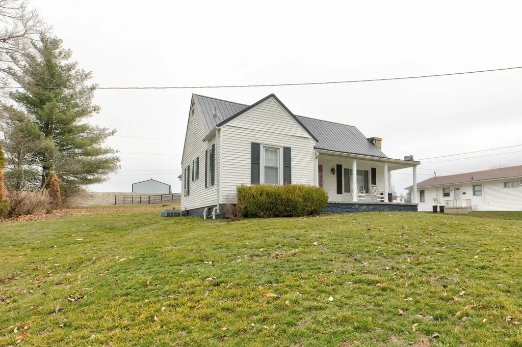 111 Highland Drive Flemingsburg KY 41041