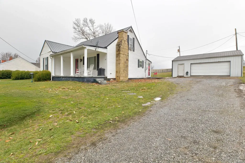 111 Highland Drive Flemingsburg KY 41041
