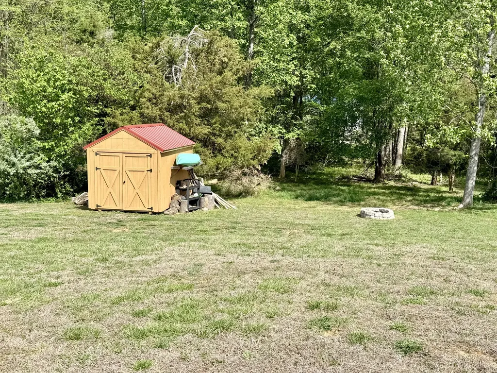 266 Boater's Alley Nancy KY 42544