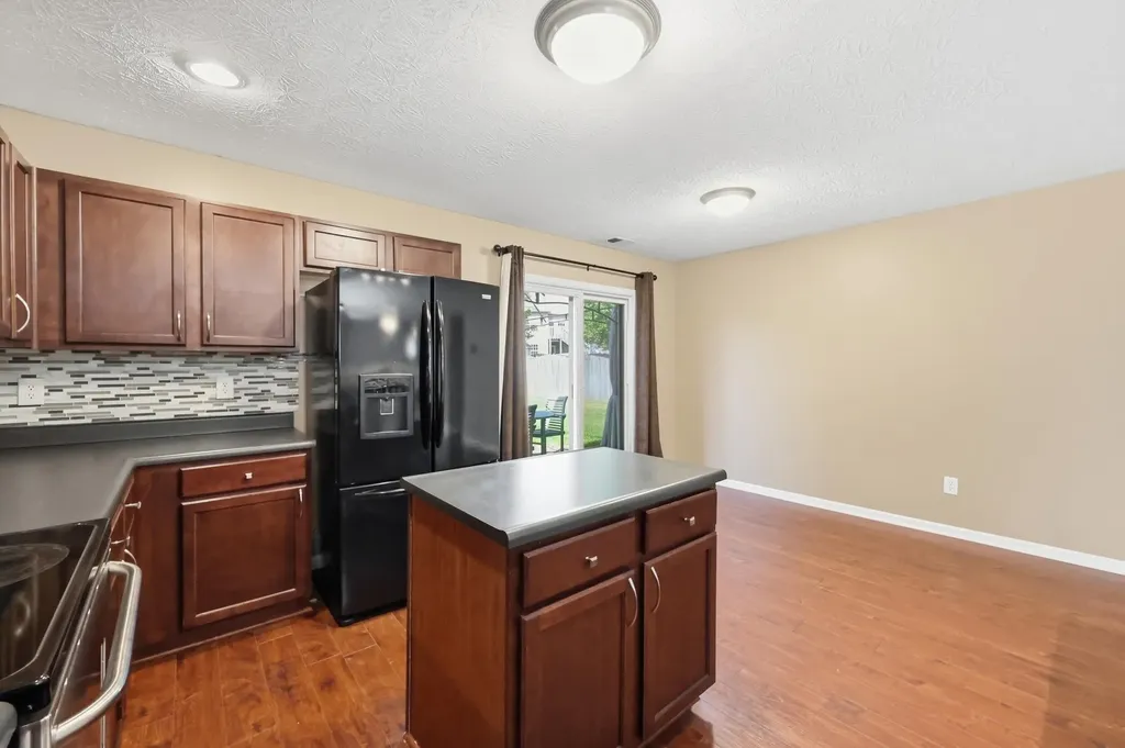 1317 Harrington Court Lexington KY 40511