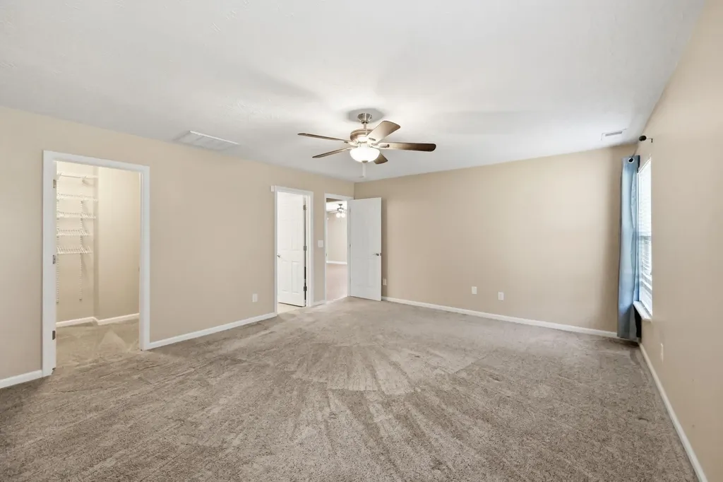 1317 Harrington Court Lexington KY 40511