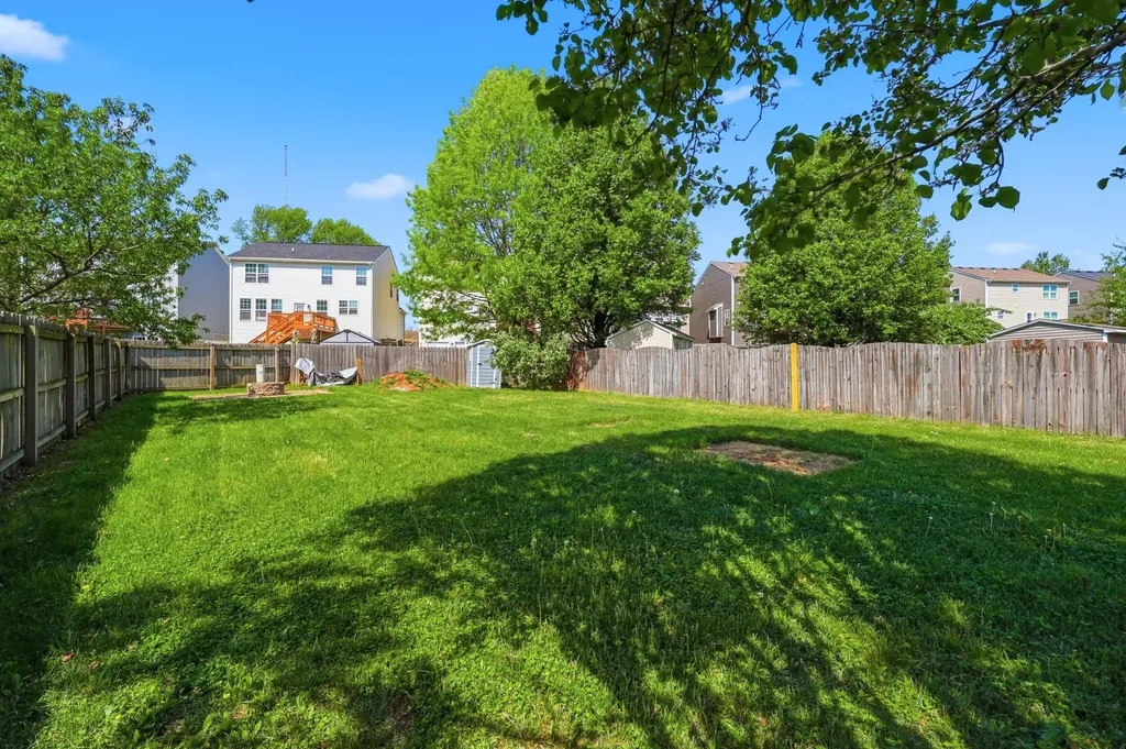 1317 Harrington Court Lexington KY 40511