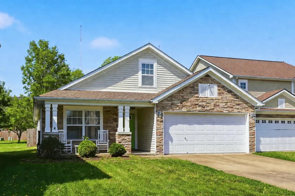 1317 Harrington Court Lexington KY 40511
