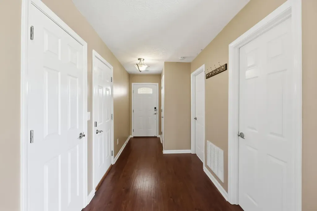 1317 Harrington Court Lexington KY 40511