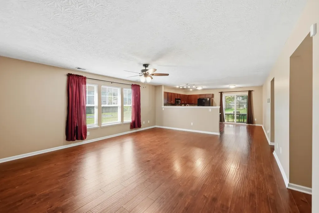 1317 Harrington Court Lexington KY 40511