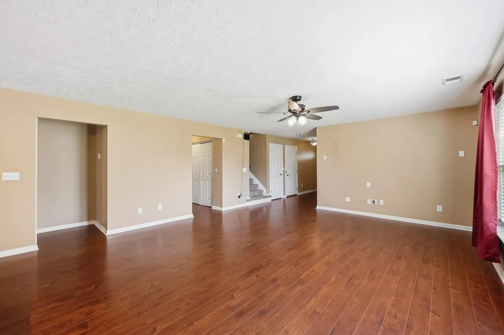 1317 Harrington Court Lexington KY 40511