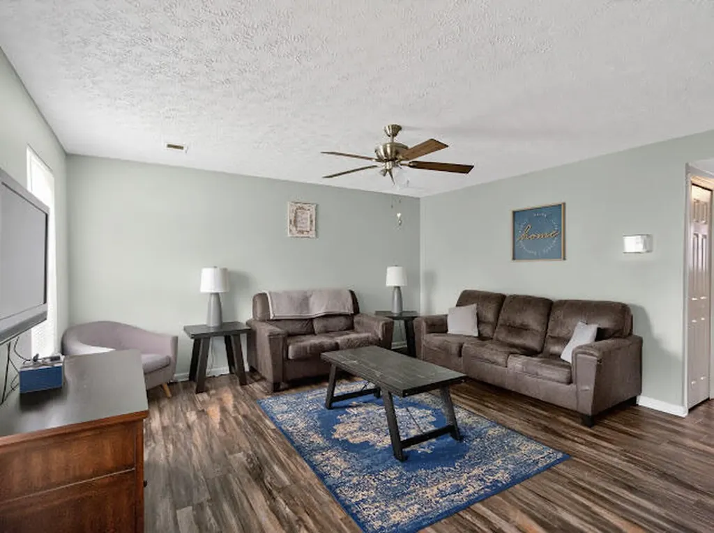 502 Tecumseh Trail Versailles KY 40383