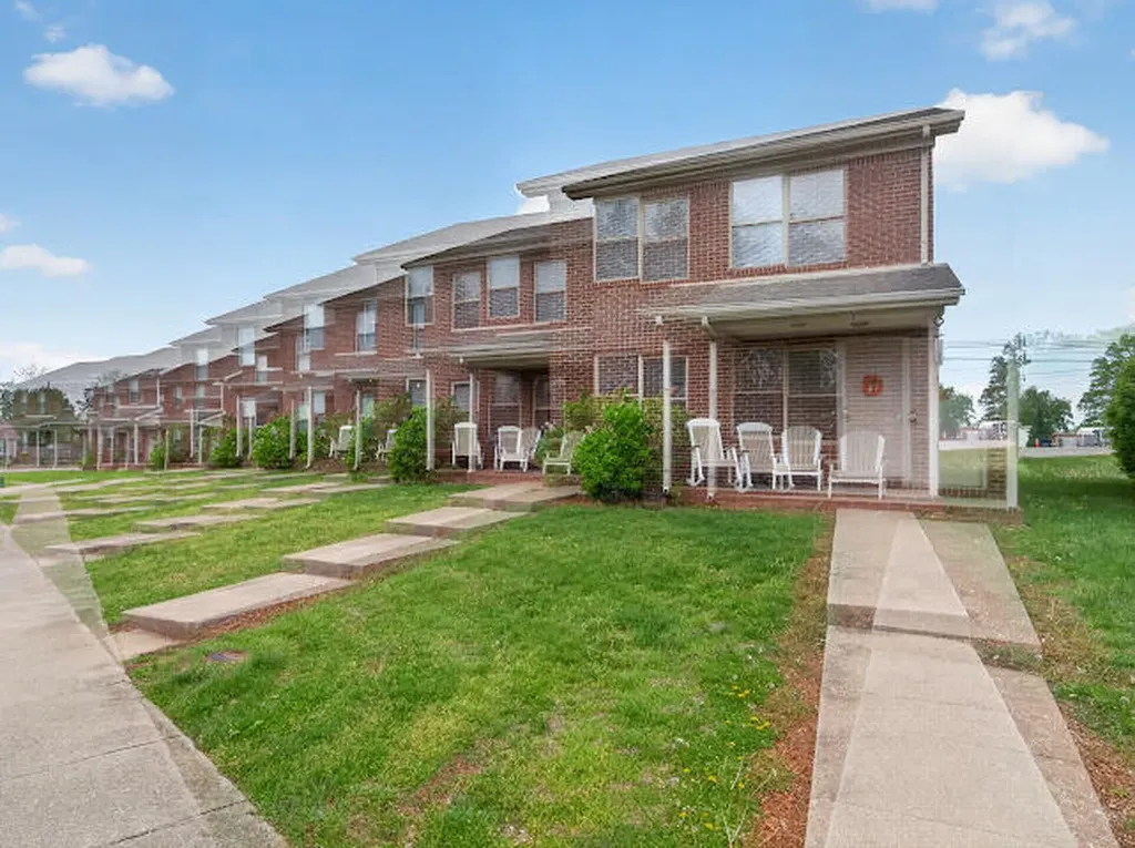 502 Tecumseh Trail Versailles KY 40383