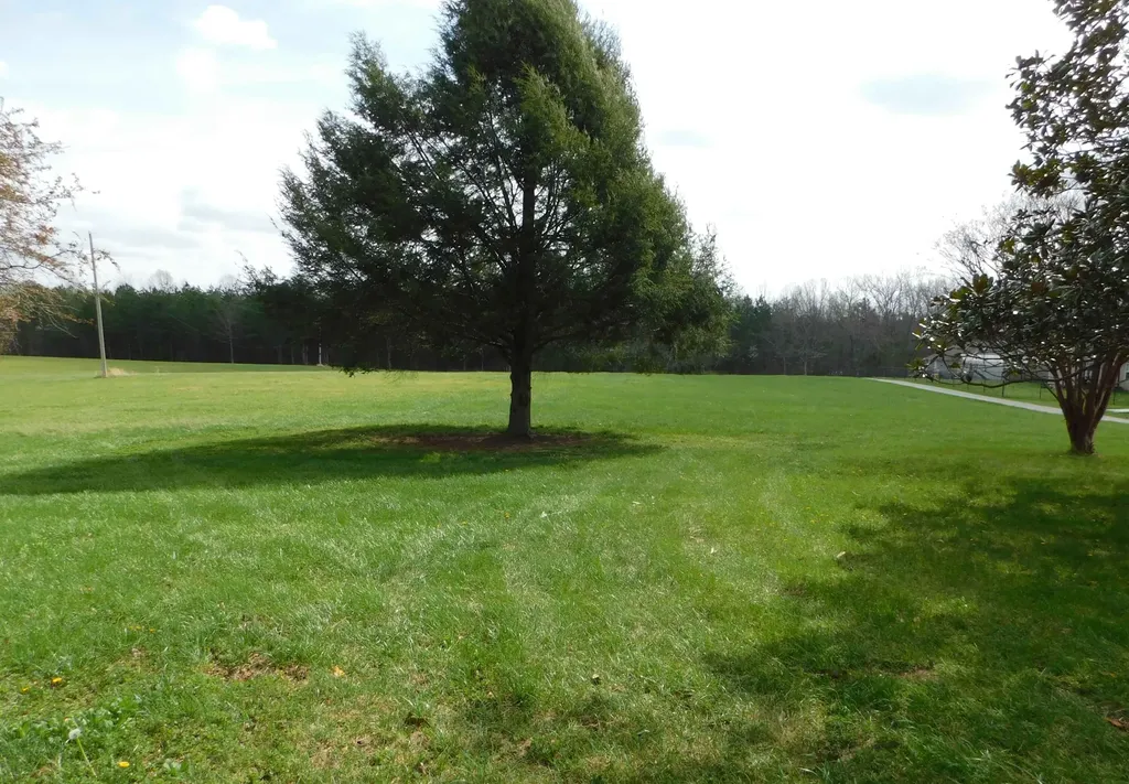 815 Moberly Bend Road Corbin KY 40701