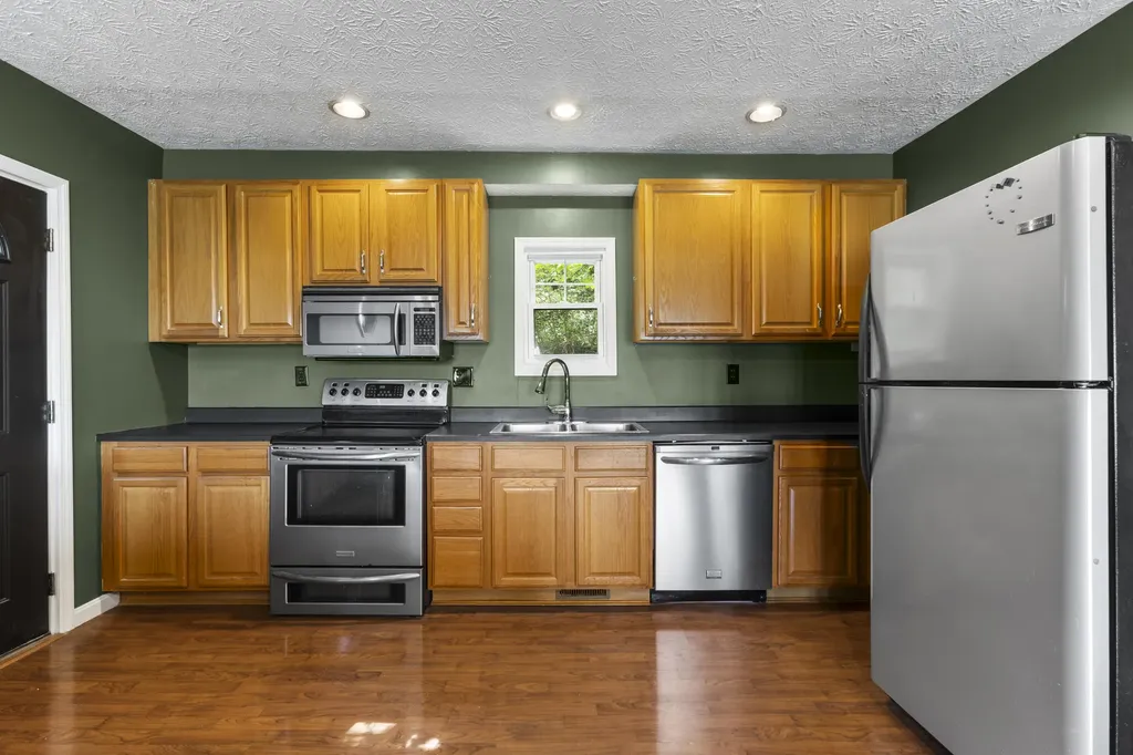 935 Highway Avenue Covington KY 41011