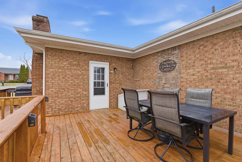 756 Hildeen Drive Harrodsburg KY 40330