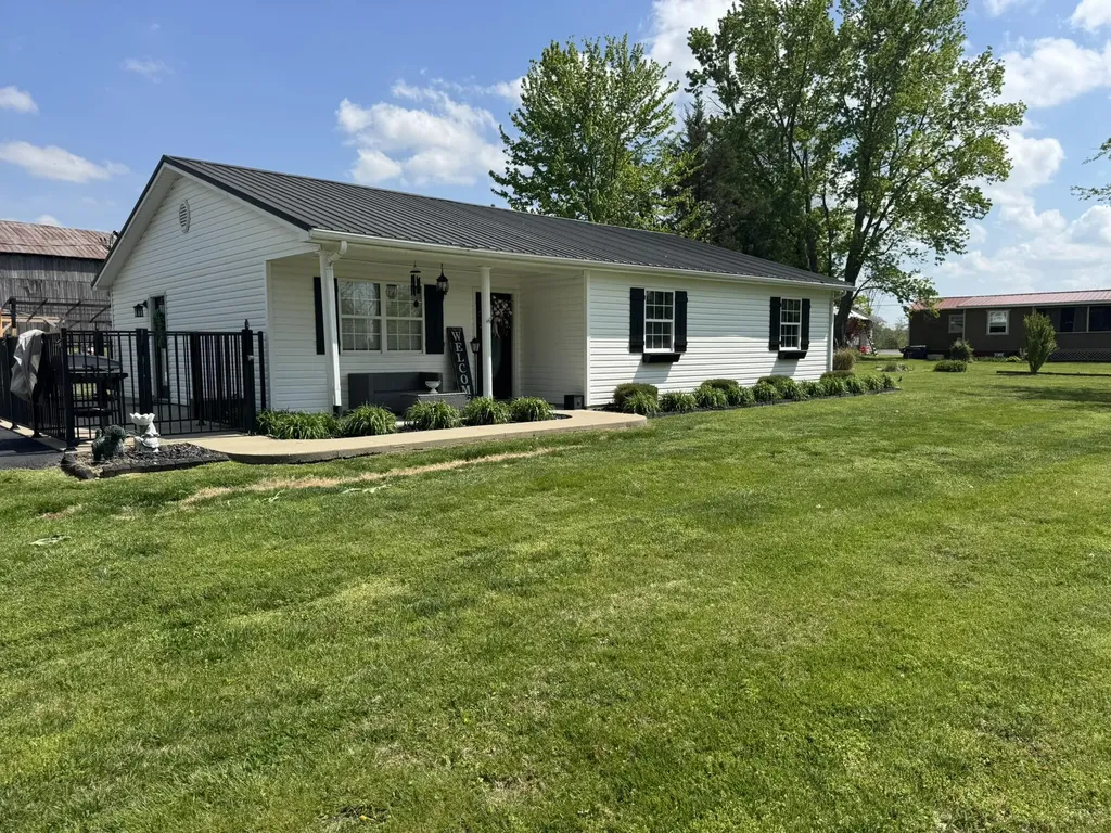 10 Amy Lane Russell Springs KY 42642