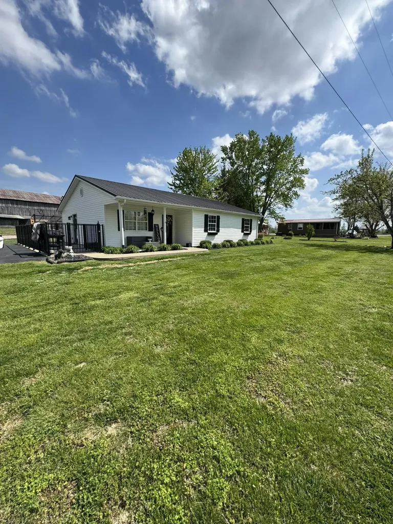 10 Amy Lane Russell Springs KY 42642
