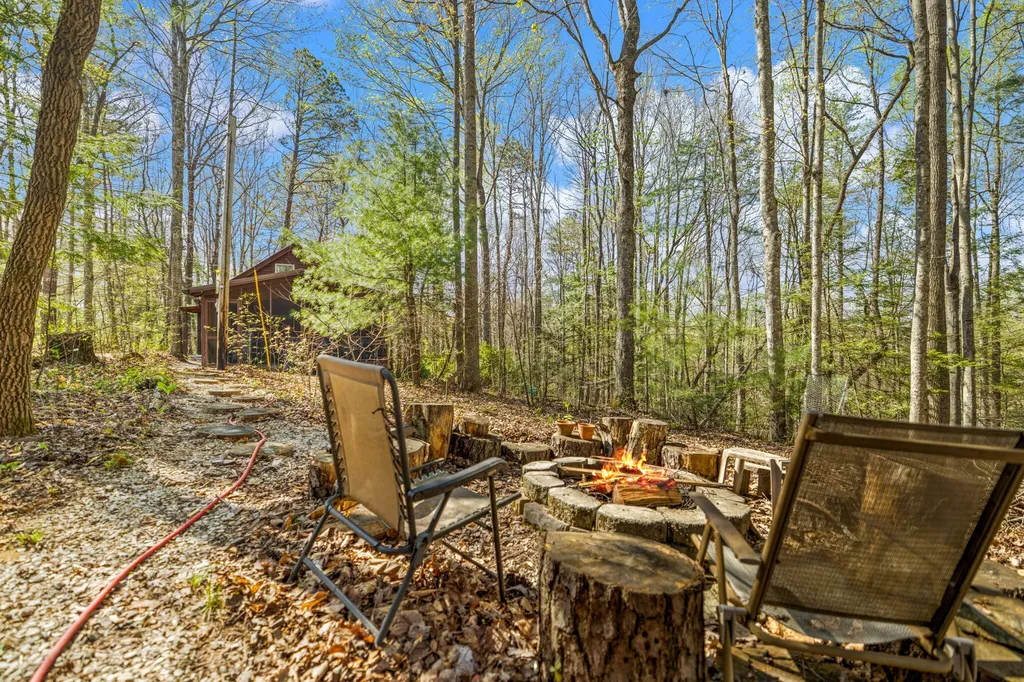 229 Sunrise Lane Rogers KY 41365