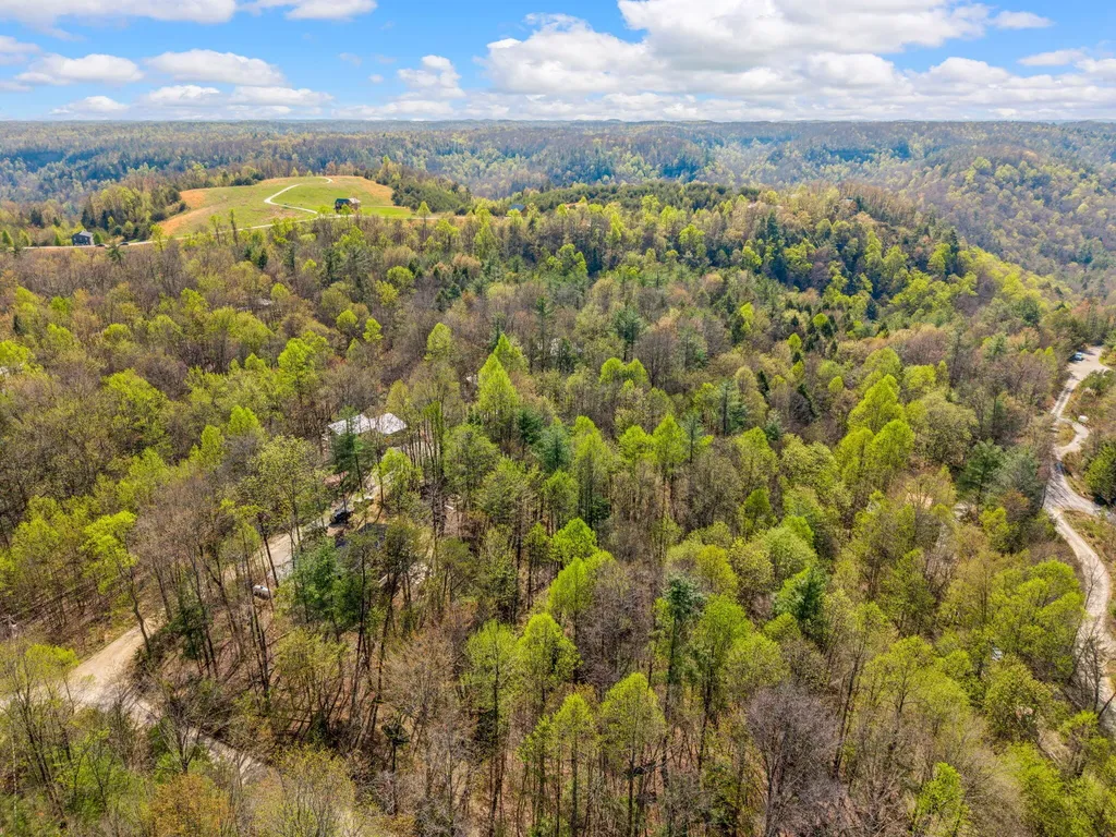 229 Sunrise Lane Rogers KY 41365