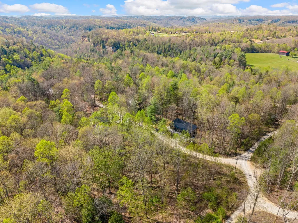 229 Sunrise Lane Rogers KY 41365