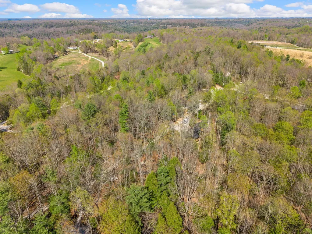 229 Sunrise Lane Rogers KY 41365