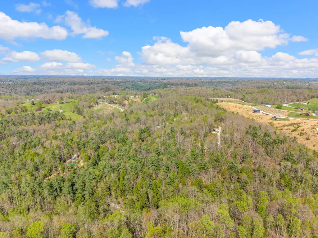 229 Sunrise Lane Rogers KY 41365