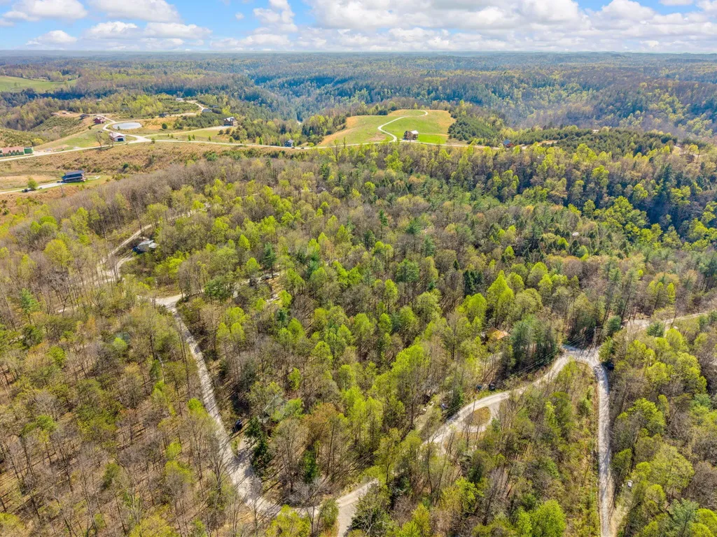 229 Sunrise Lane Rogers KY 41365