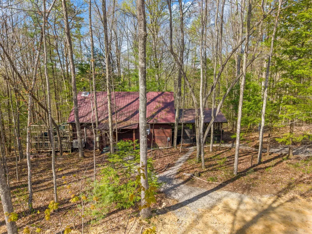 229 Sunrise Lane Rogers KY 41365