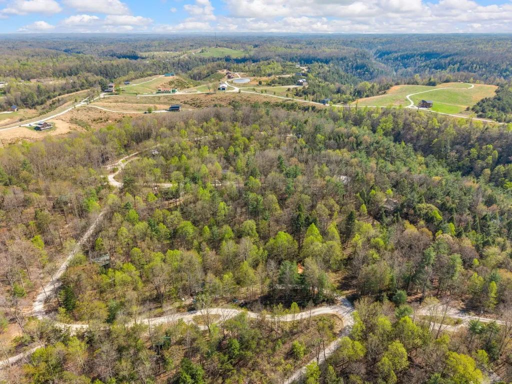 229 Sunrise Lane Rogers KY 41365