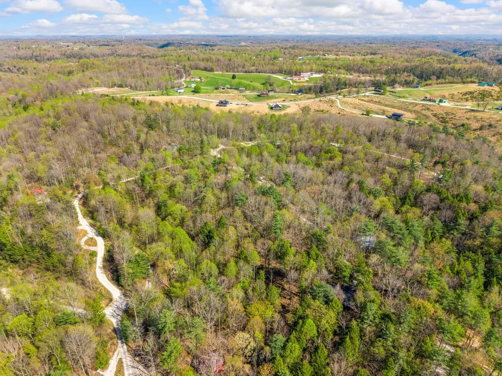 229 Sunrise Lane Rogers KY 41365