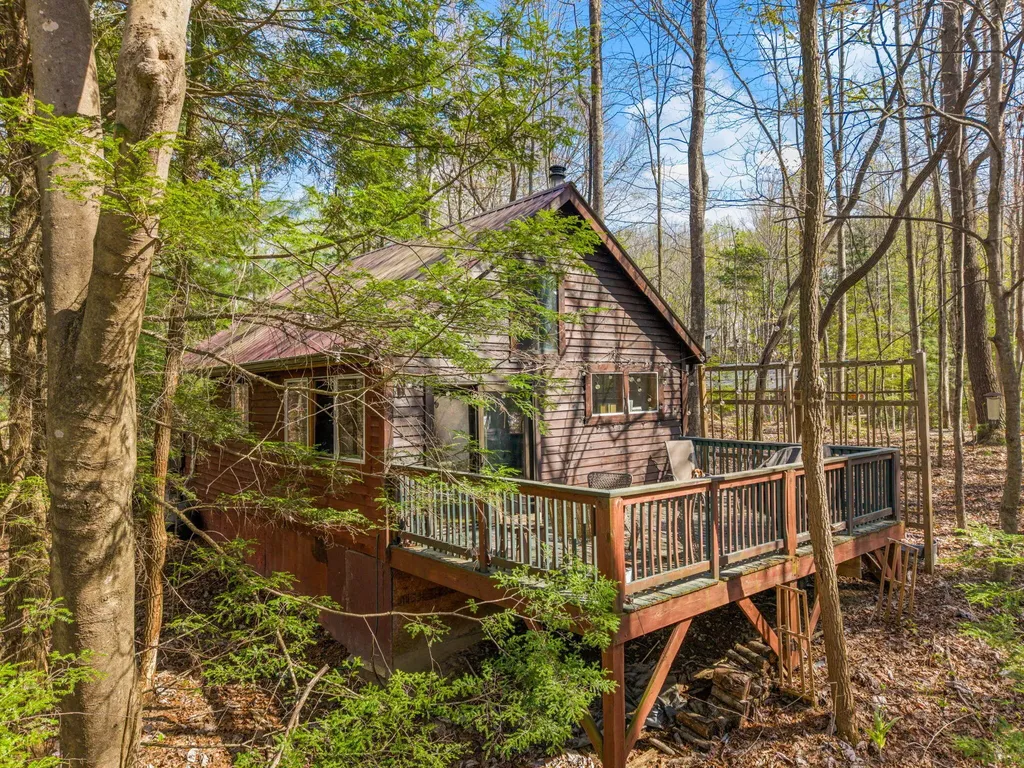 229 Sunrise Lane Rogers KY 41365