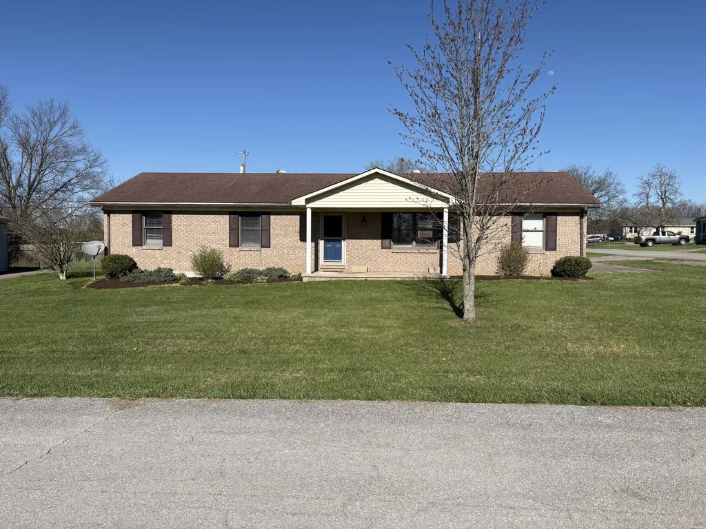 94 Eagle Drive Lawrenceburg KY 40342