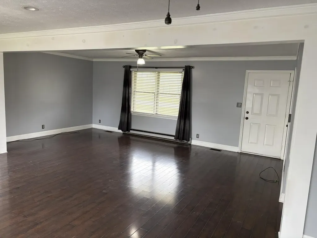 94 Eagle Drive Lawrenceburg KY 40342