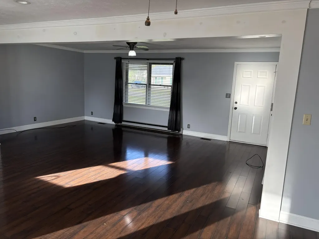 94 Eagle Drive Lawrenceburg KY 40342