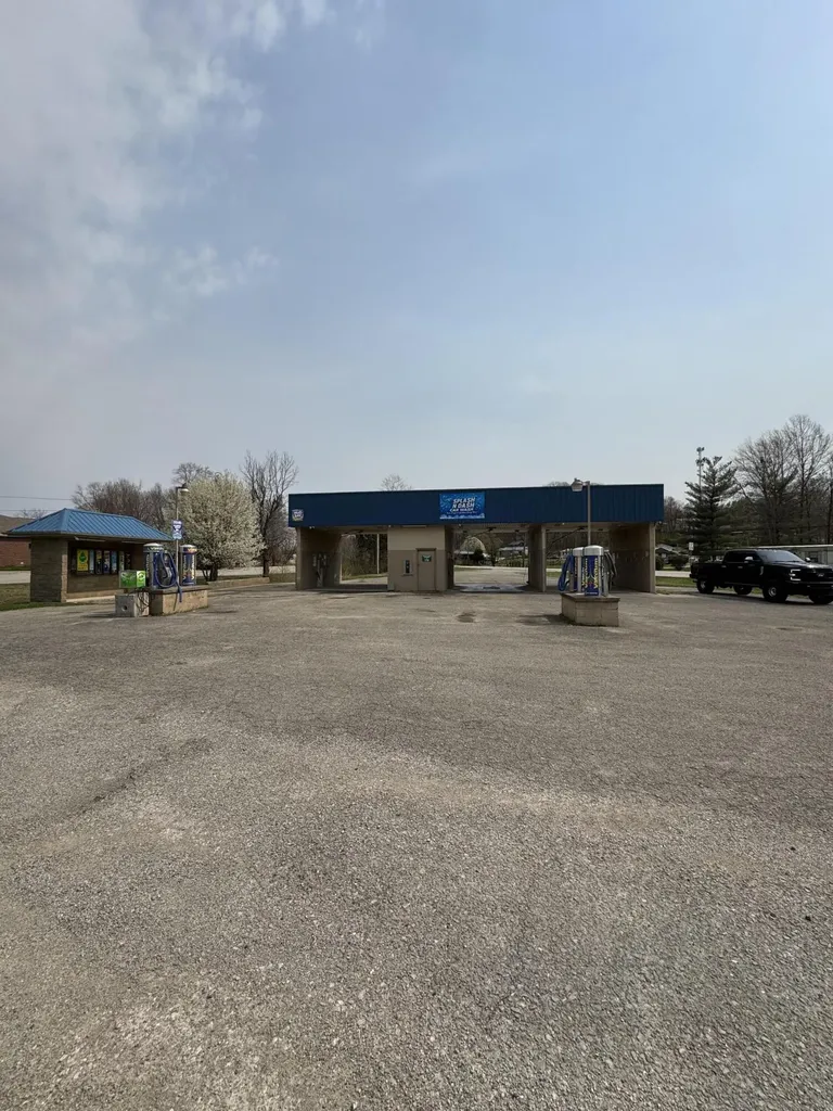 32 E 3094 Highway East Bernstadt KY 40729