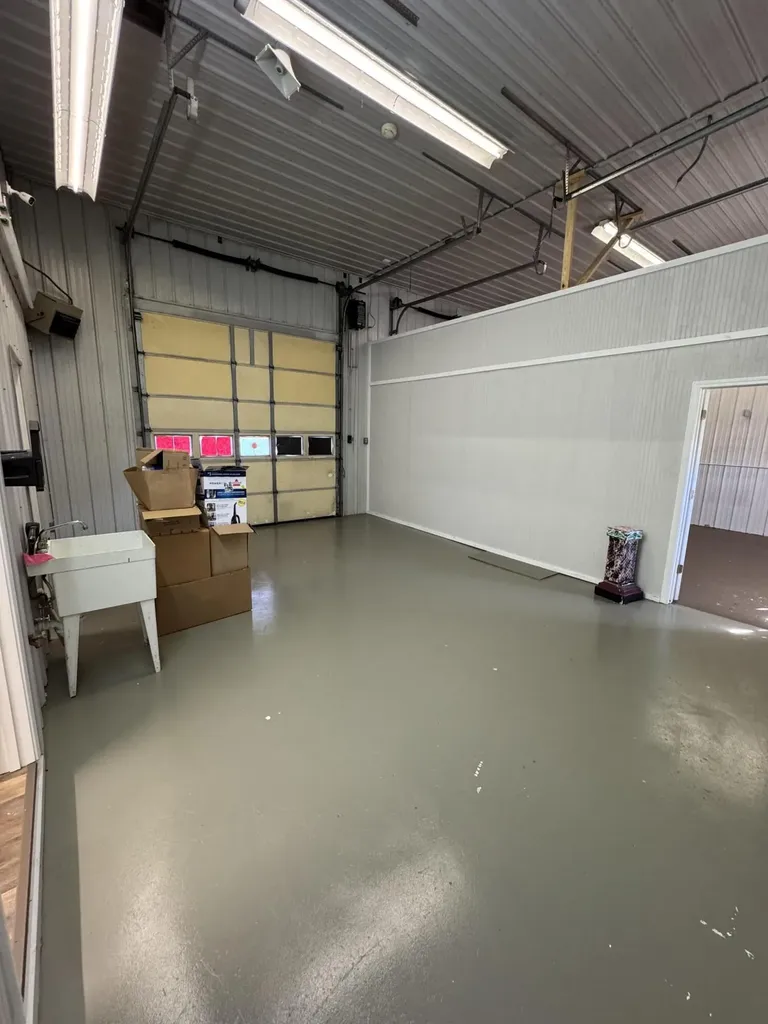 32 E 3094 Highway East Bernstadt KY 40729