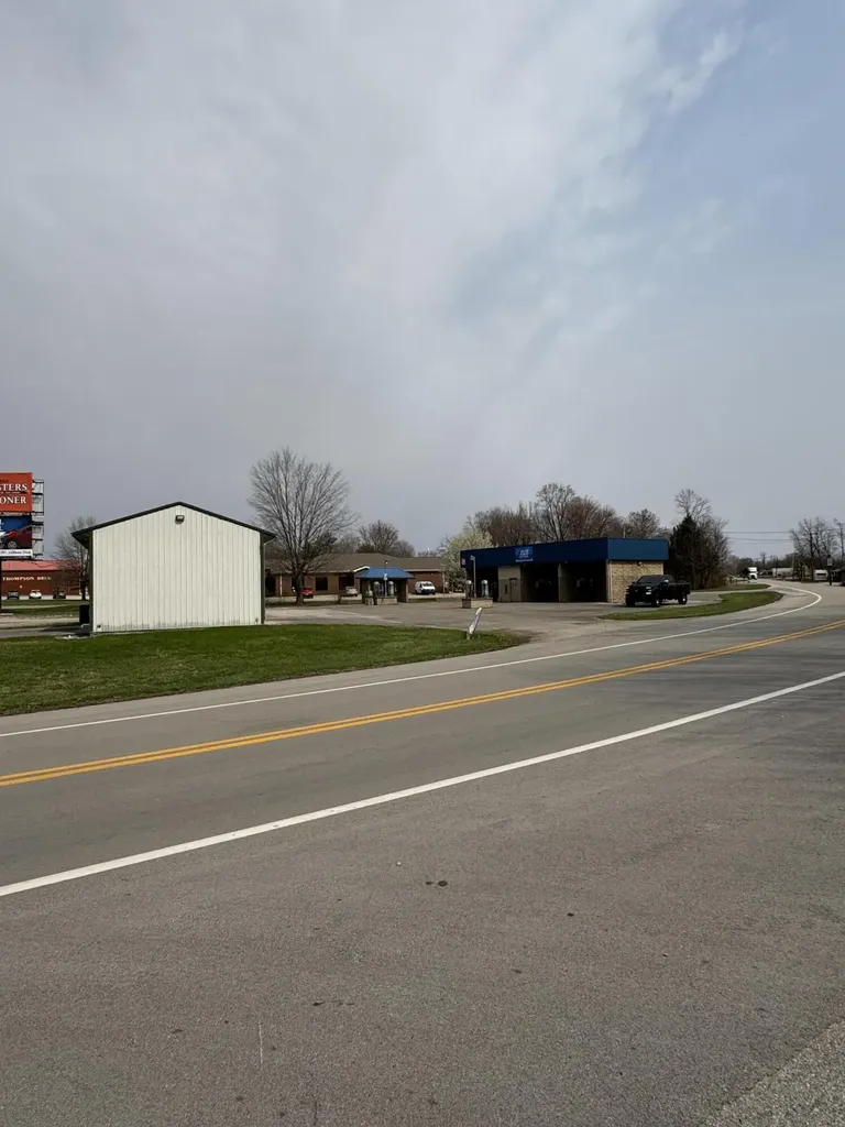 32 E 3094 Highway East Bernstadt KY 40729