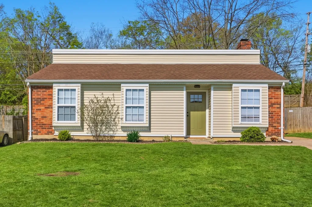 3321 Hartston Drive Lexington KY 40515