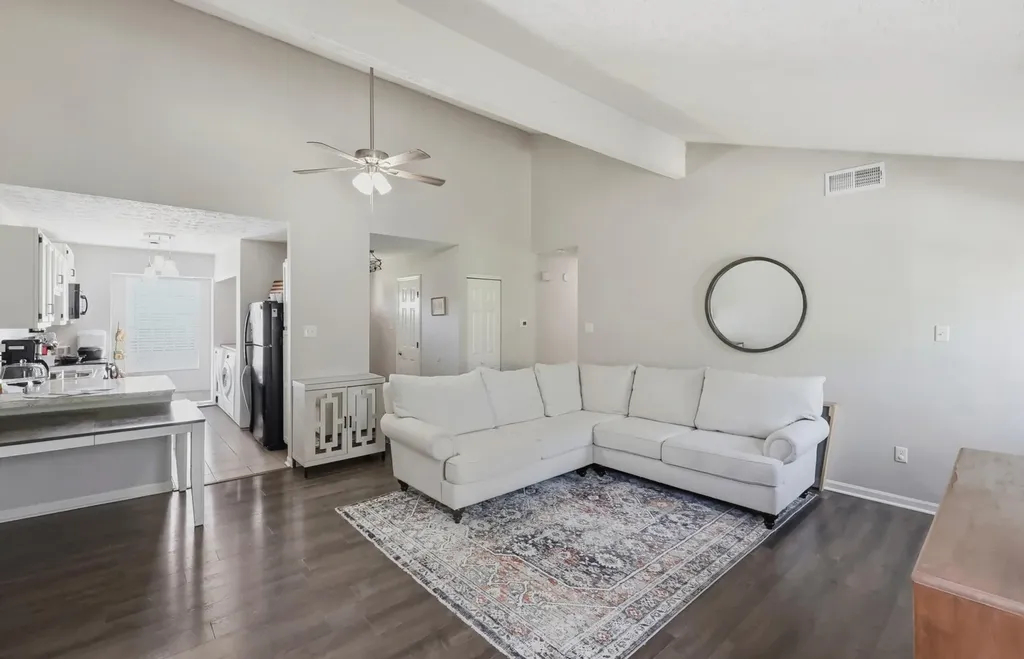 3321 Hartston Drive Lexington KY 40515