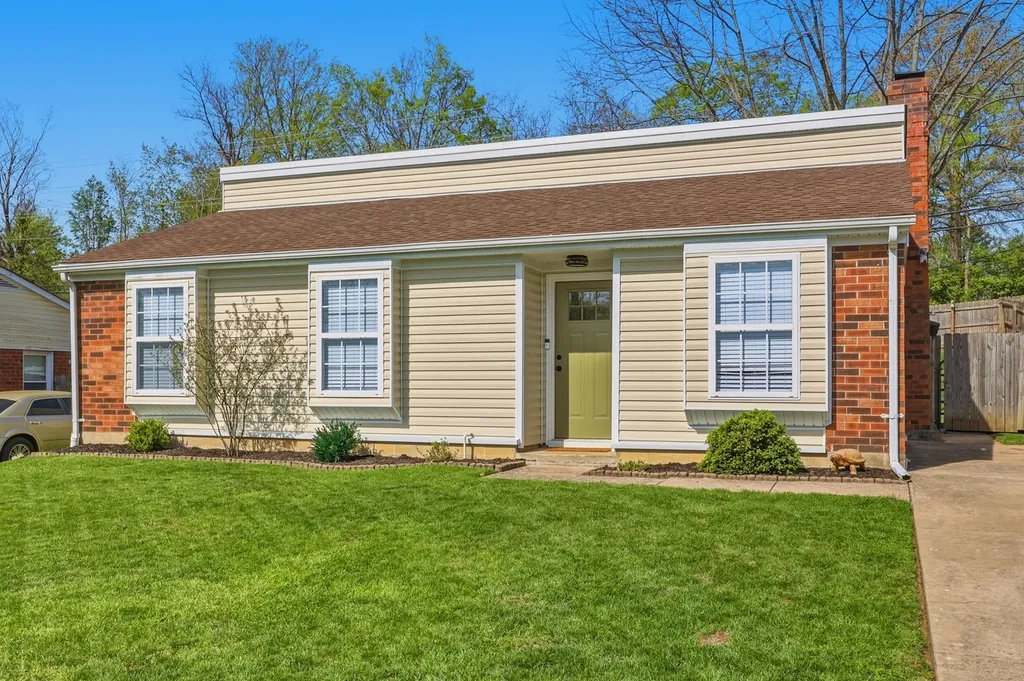 3321 Hartston Drive Lexington KY 40515