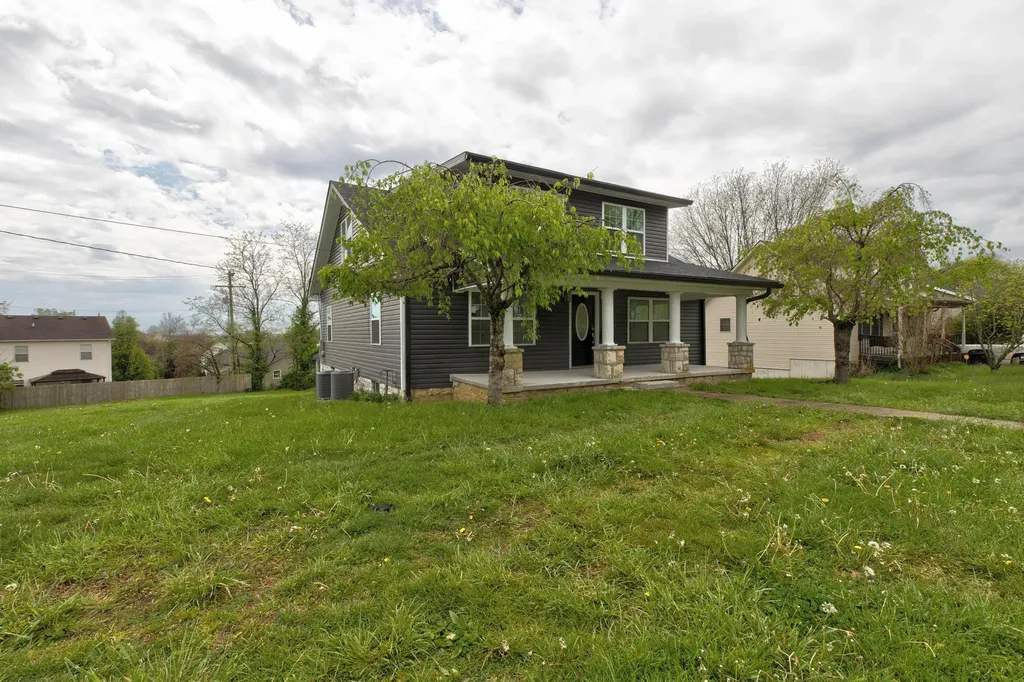 426 E Broadway Street Winchester KY 40391