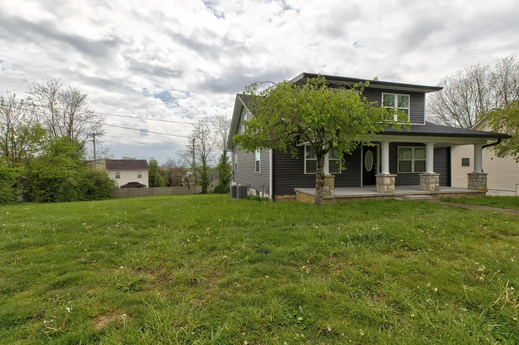 426 E Broadway Street Winchester KY 40391