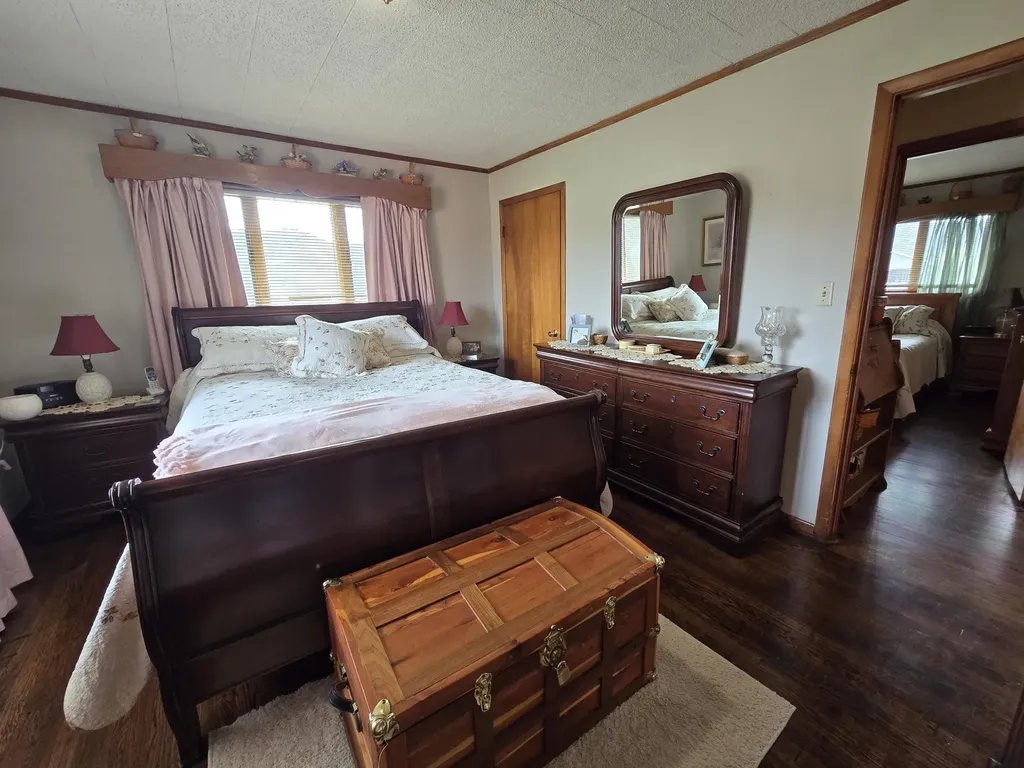 127 Alpine Middlesboro KY 40965