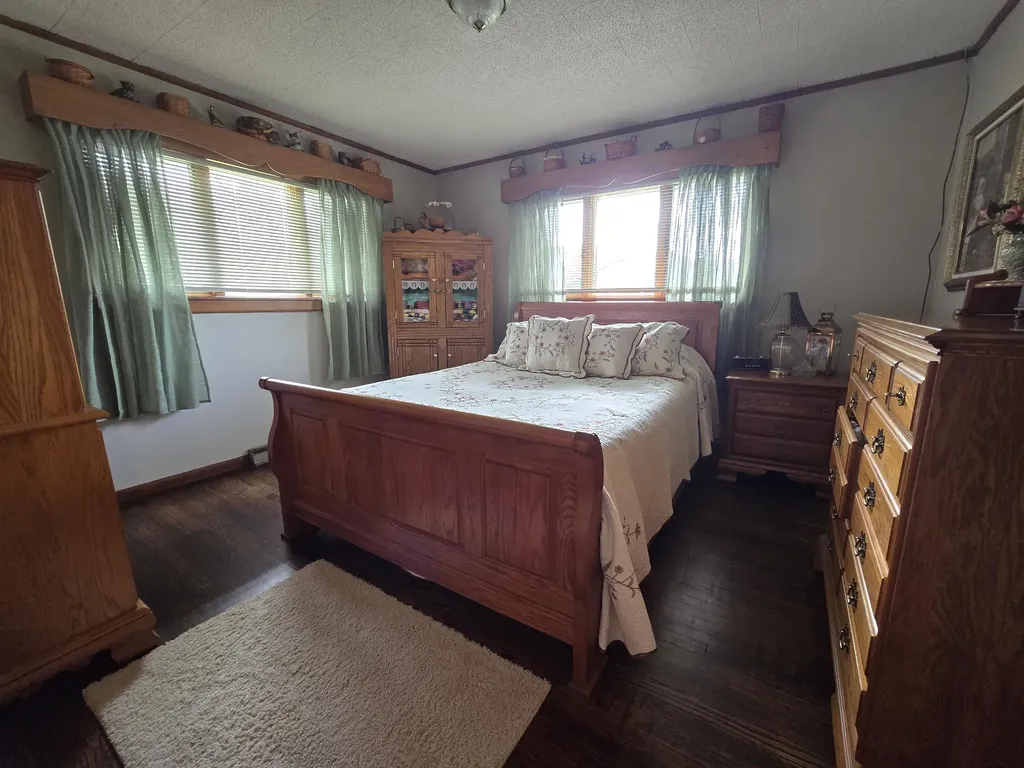 127 Alpine Middlesboro KY 40965