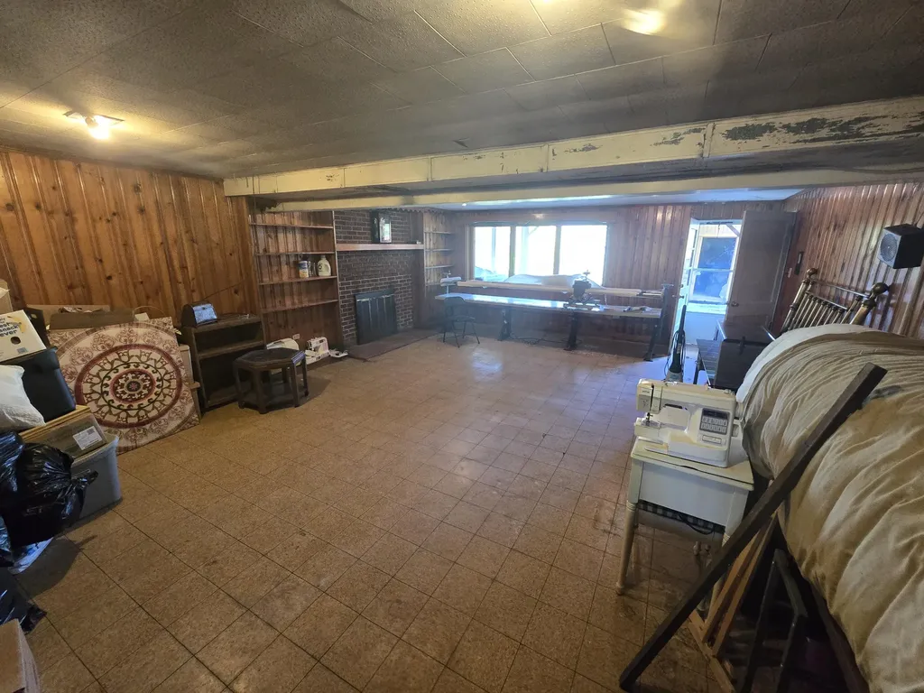 127 Alpine Middlesboro KY 40965