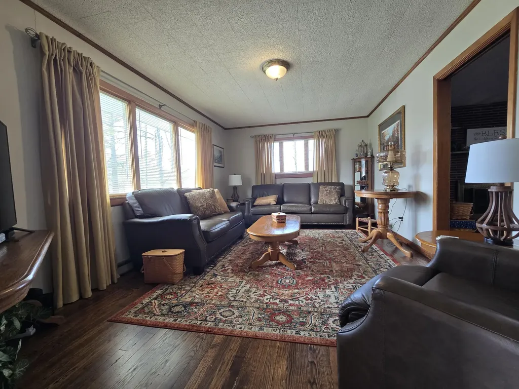 127 Alpine Middlesboro KY 40965
