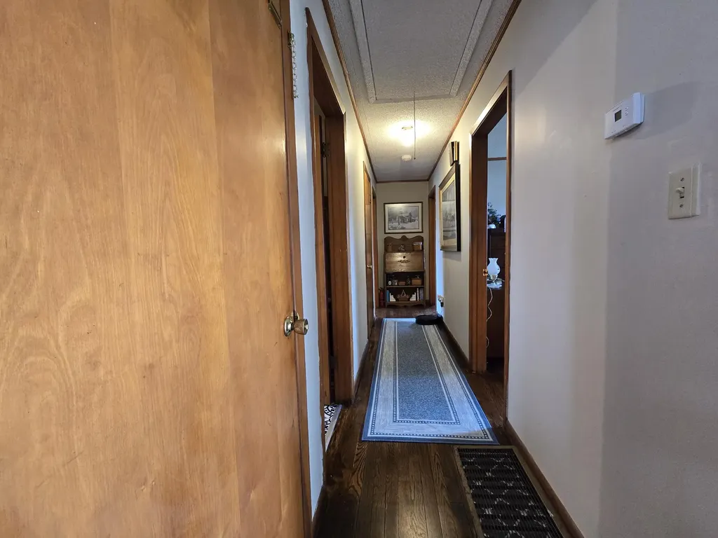 127 Alpine Middlesboro KY 40965