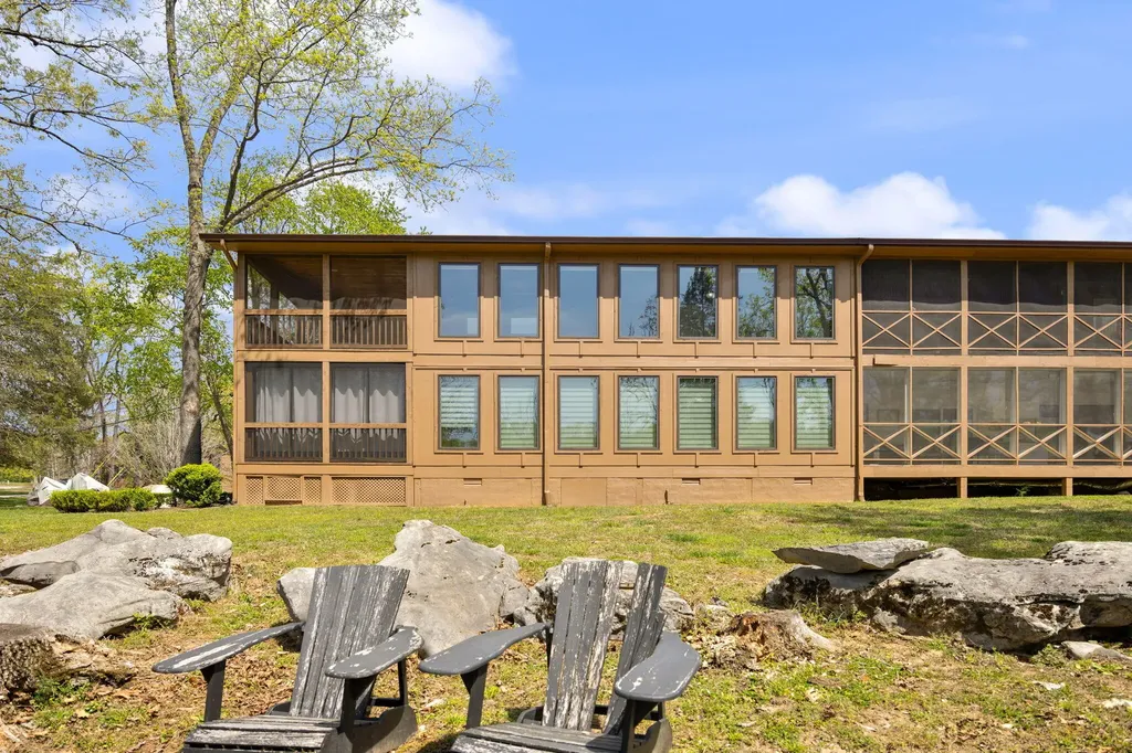 91-3 Woodson Bend Resort Bronston KY 42518