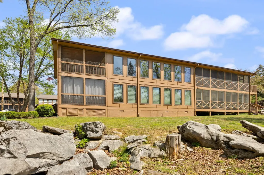 91-3 Woodson Bend Resort Bronston KY 42518