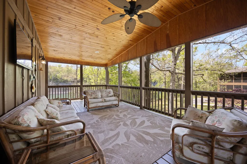 91-3 Woodson Bend Resort Bronston KY 42518