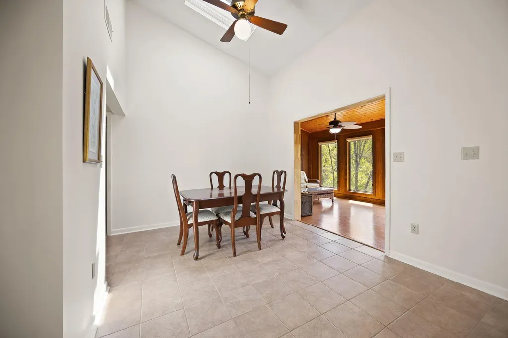 91-3 Woodson Bend Resort Bronston KY 42518